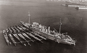 USS-Holland